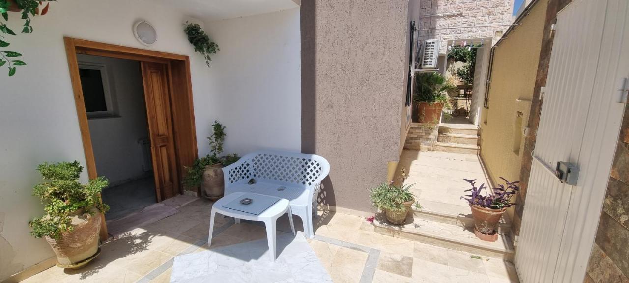 Вилла L'Andalousia "10 Minutes From Airport" Арьяна Экстерьер фото